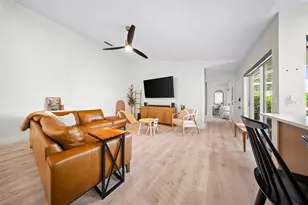 1250 NW Sun Terrace Cir, Port Saint Lucie, FL 34986 - Photo 6