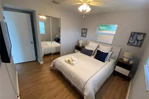 541 NE 58th Ct, Oakland Park, FL 33334 - Photo 8