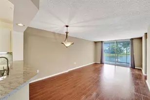 9563 Weldon Cir Unit, Tamarac, FL 33321 - Photo 18