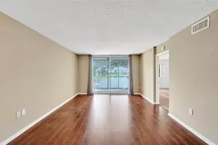 9563 Weldon Cir Unit, Tamarac, FL 33321 - Photo 24