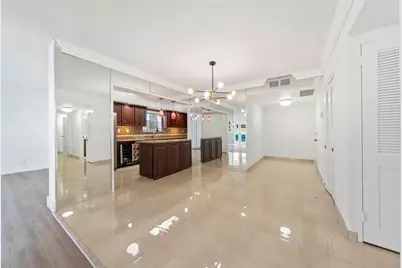 3430  Galt Ocean Dr, Unit #611, Fort Lauderdale, FL 33308 - Photo 2