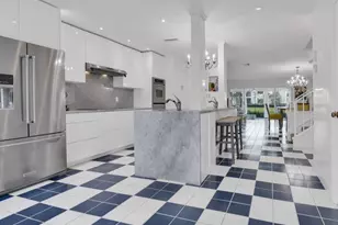 8045 Eastlake Dr, Boca Raton, FL 33433 - Photo 4