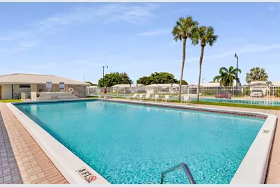 2711 NW 4th Avenue, Pompano Beach, FL 33064 - Photo 48