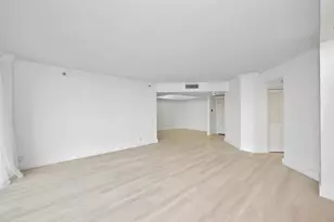 3640 Yacht Club Dr, Aventura, FL 33180 - Photo 2