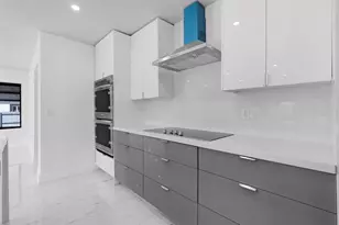 16011 NW 38th Ct, Opa-Locka, FL 33054 - Photo 4