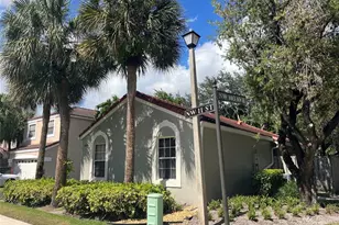 10301 NW 11th St, Plantation, FL 33322 - Photo 2