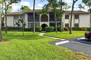 339 Knotty Pine Cir, Greenacres, FL 33463 - Photo 2