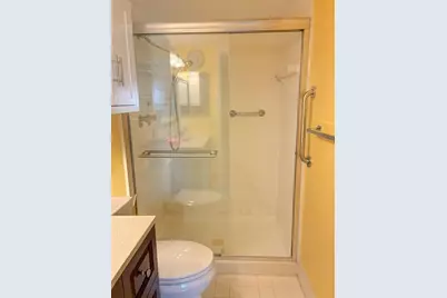 339  Knotty Pine Cir, Unit #A-1, Greenacres, FL 33463 - Photo 16