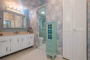 1100 Sant Charles Pl Unit, Pembroke Pines, FL 33026 - Photo 22