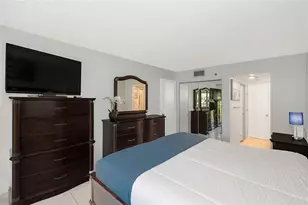 1300 Saint Charles Pl # L20 Pembroke Pines Unit, Pembroke Pines, FL 33026 - Photo 18