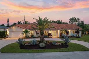 2750 NE 35th Ct, Fort Lauderdale, FL 33308 - Photo 2