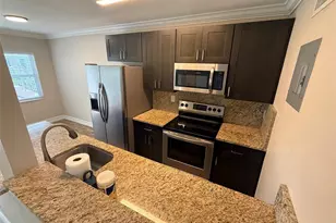 3217 NE 11th St, Pompano Beach, FL 33062 - Photo 6