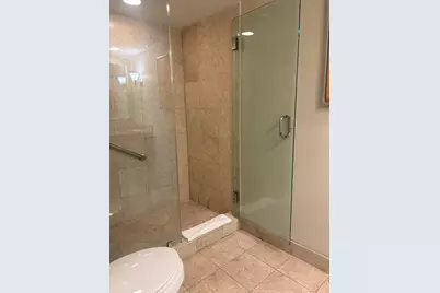 2670  E Sunrise Blvd, Unit #332, Fort Lauderdale, FL 33304 - Photo 8