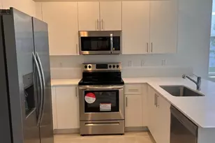 11960 NW 47th Manor, Coral Springs, FL 33065 - Photo 12