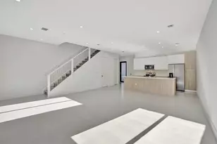 4208 NE 7th Terrace, Oakland Park, FL 33334 - Photo 12