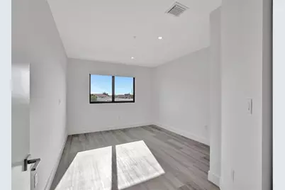 4208 NE 7th Ter, Unit #8, Oakland Park, FL 33334 - Photo 26