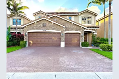 7805  Patriot St, Lake Worth, FL 33463 - Photo 2