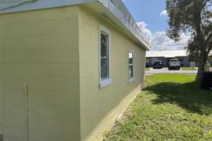 920 Revels Ln, Fort Pierce, FL 34982 - Photo 2