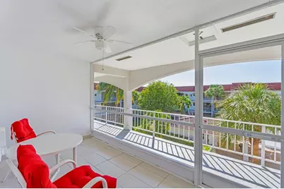 581  Blue Heron Dr, Unit #317-B, Hallandale Beach, FL 33009 - Photo 4