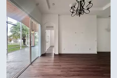 10931 SW Dunhill Ct, Port Saint Lucie, FL 34987 - Photo 6