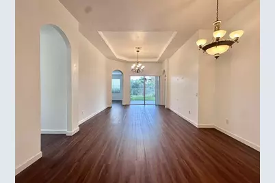 10931 SW Dunhill Ct, Port Saint Lucie, FL 34987 - Photo 2