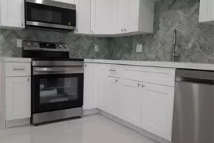 9557 NW 2nd Pl, Coral Springs, FL 33071 - Photo 2