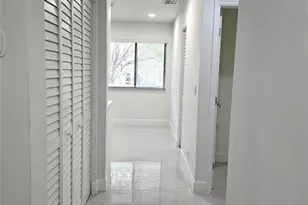 9557 NW 2nd Pl, Coral Springs, FL 33071 - Photo 10