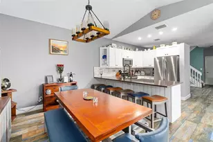 7515 NW 3rd St, Plantation, FL 33317 - Photo 2