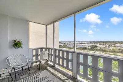 4330  Hillcrest Dr, Unit #810, Hollywood, FL 33021 - Photo 8