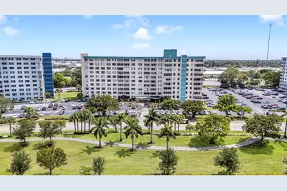 4330  Hillcrest Dr, Unit #810, Hollywood, FL 33021 - Photo 20