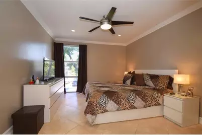 17560  Atlantic Blvd, Unit #215, Sunny Isles Beach, FL 33160 - Photo 16