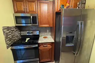 31 NE 57th Ct, Fort Lauderdale, FL 33334 - Photo 8