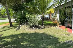 31 NE 57th Ct, Fort Lauderdale, FL 33334 - Photo 2