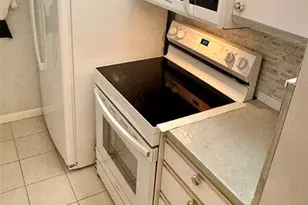 2 Newport A Unit, Deerfield Beach, FL 33442 - Photo 8