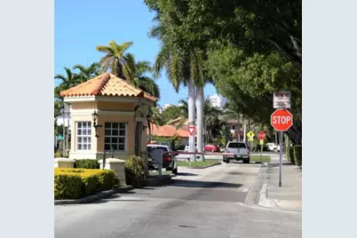 3703 NE 166th St, Unit #1009, North Miami Beach, FL 33160 - Photo 2