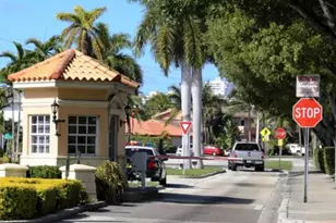 3703 NE 166th St, North Miami Beach, FL 33160 - Photo 2