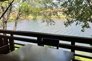 615 NW 210th St, Miami, FL 33169 - Photo 12