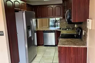 615 NW 210th St, Miami, FL 33169 - Photo 10