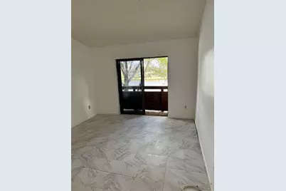 615 NW 210th St, Miami, FL 33169 - Photo 8