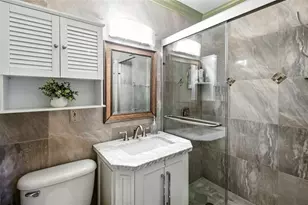 1708 NE 47th St, Oakland Park, FL 33334 - Photo 18