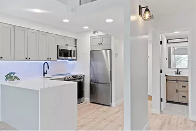 2900 NE 30th St, Unit #5D, Fort Lauderdale, FL 33306 - Photo 2