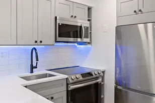 2900 NE 30th St, Fort Lauderdale, FL 33306 - Photo 14