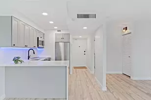 2900 NE 30th St, Fort Lauderdale, FL 33306 - Photo 16