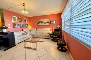 3058 Cambridge C, Deerfield Beach, FL 33442 - Photo 4