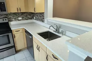 533 NE 3rd Ave, Fort Lauderdale, FL 33301 - Photo 12