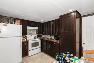 1005 NW 73rd Ave, Margate, FL 33063 - Photo 6