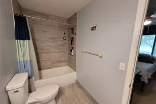 1146 N University Dr, Plantation, FL 33322 - Photo 40