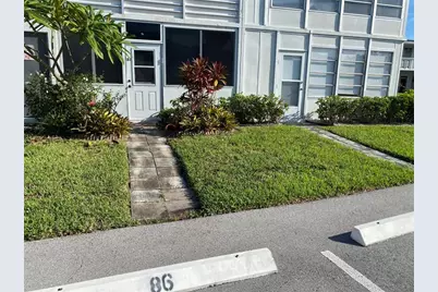 86  Markham E, Unit #86, Deerfield Beach, FL 33442 - Photo 4