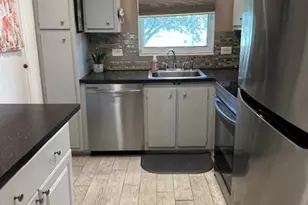 808 SE 7th St, Deerfield Beach, FL 33441 - Photo 10