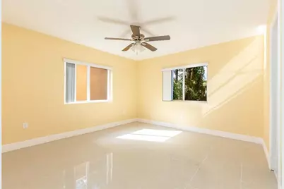 4142 NW 23rd Ct, Miami, FL 33142 - Photo 4
